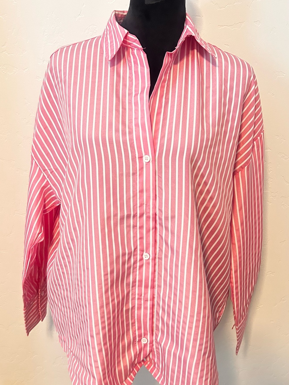 No brand Pink & White Vertical Stripe Button-Down Shirt